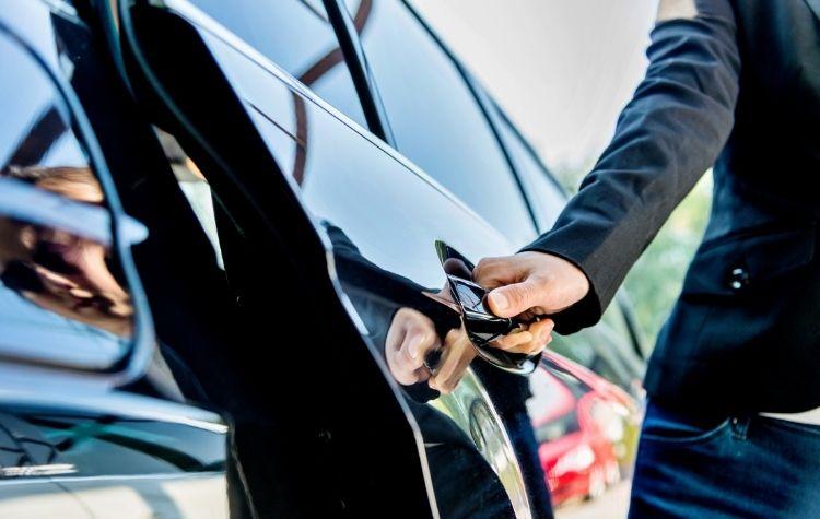 Chauffeur service picking up passengers at the airport