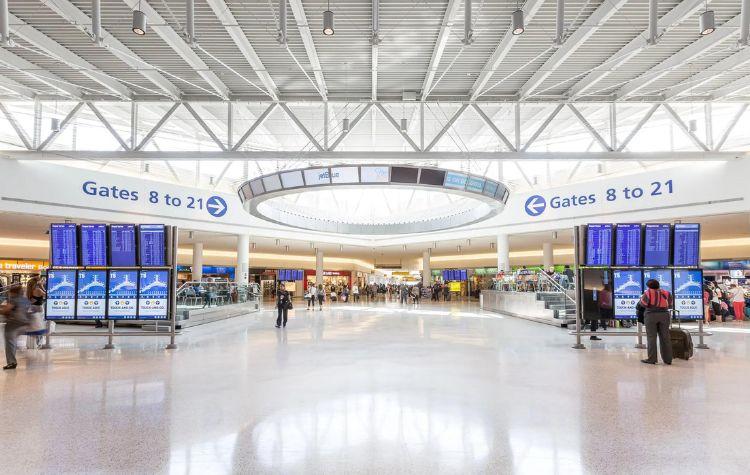 Inside JFK International (Image Credit: https://ny.curbed.com/2017/9/20/16199858/jfk-airport-nyc-guide-hotel-map-food)